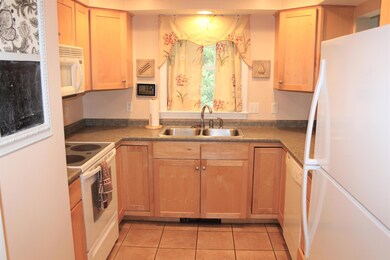 60 Shadagee Rd unit 33, Saco, ME 04072 - photo 3