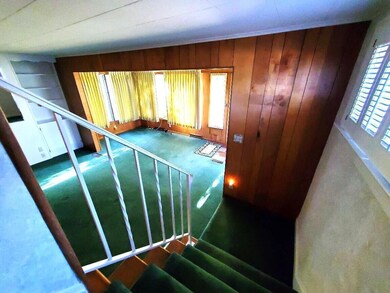 764 frtstairs 1