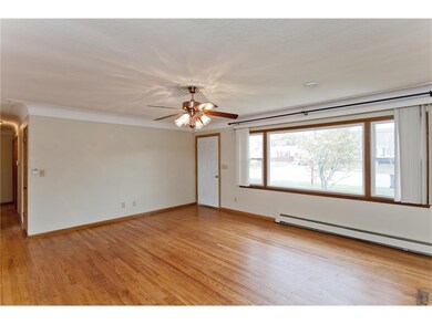 200 Edgewood Rd NW, Cedar Rapids, IA 52405 - photo 4