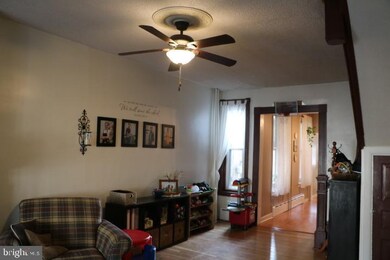 350 Pine St, Reading, PA 19602 - photo 4