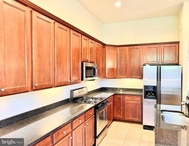 5981 Meadow Brook Dr, Burke, VA 22015 - photo 3