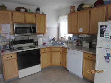 207 Ridings Cir unit DD207, Macungie, PA 18062 - photo 6