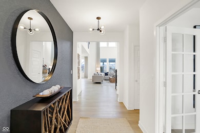 11662 Lyndale Dr, Fishers, IN 46040 - photo 5