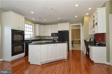 22748 Tucker Ln, Ashburn, VA 20148 - photo 6