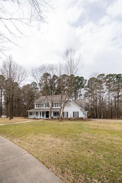 8601 Yukon Ave, Texarkana, TX 75503 - photo 3