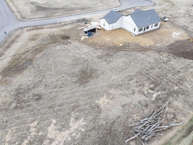 930 Windermere Dr SW, Pine Island, MN 55963 - photo 2