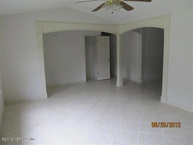 5118 Yearling Ln, Jacksonville, FL 32210 - photo 3
