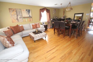 104 Ambassador Ln, Staten Island, NY 10309 - photo 5