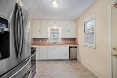 1004 NW B St, Blue Springs, MO 64015 - photo 7