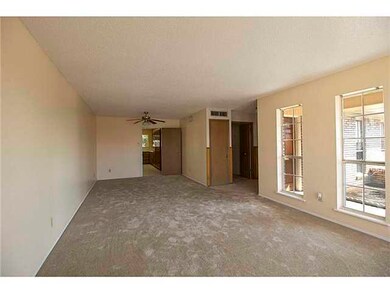 10653 Candlewood Ave, El Paso, TX 79935 - photo 4