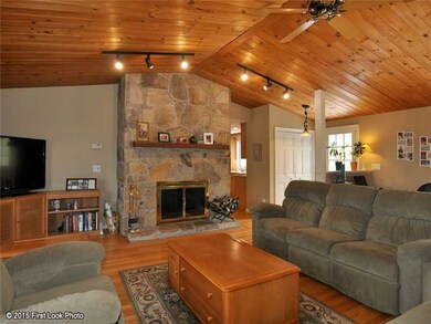 Den/Family/Great Room.