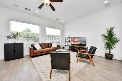 2415 Anita St unit A, Houston, TX 77004 - photo 7