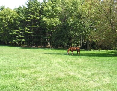 unlisted-address, Barrington, IL 60010 - photo 4