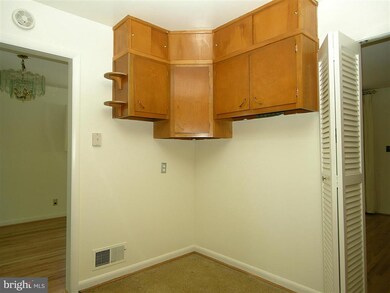 1714 Evelyn Dr, Rockville, MD 20852 - photo 5