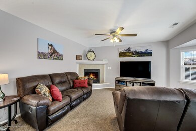 17_140cliffviewcircle17_mls