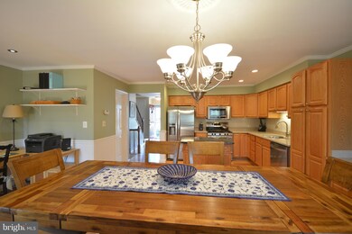 305 Bentley Ct, Stafford, VA 22554 - photo 6