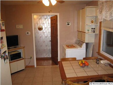 176 Broadway, Keyport, NJ 07735 - photo 5