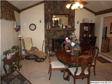 320 Tammy Sue Dr, Center Point, AL 35215 - photo 2