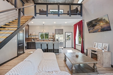 144 County Road 7725, Natalia, TX 78059 - photo 6