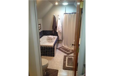 Master Bath/Spa.