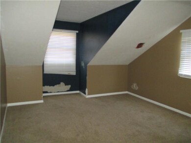 211 Lynhurst St, Franklin, IN 46131 - photo 6