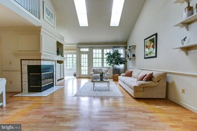 46355 Woodlake Place, Sterling, VA 20165 - photo 3