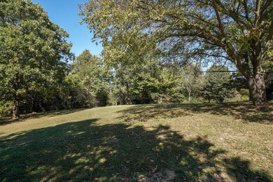 1918 N Buckeye Ln-47