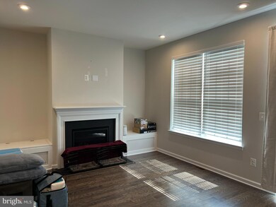 11031 Blackburn Cove Ln, Manassas, VA 20109 - photo 7