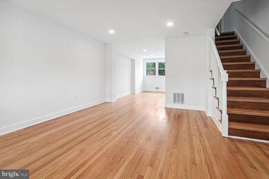 3840 Sinclair Ln, Baltimore, MD 21213 - photo 3