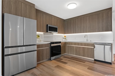 1515 Liona St unit 3807, Honolulu, HI 96814 - photo 7