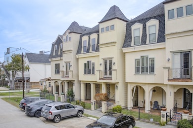 2308 Couch St, Houston, TX 77008 - photo 3