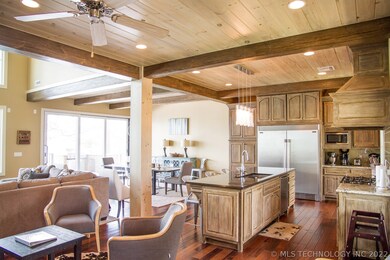 Main floor with kitchen, dining room and great roo