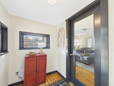 913 1st St W, Fairfield, ID 83327 - photo 3