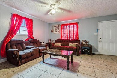 #3504 Front living area