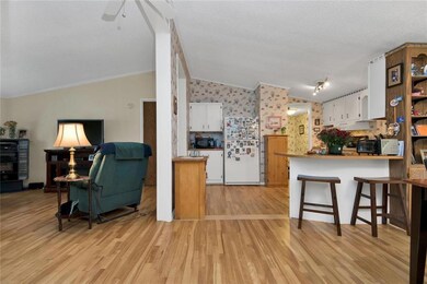 6 Tulip Ave, Freeport, ME 04032 - photo 4