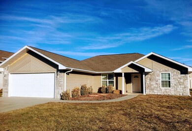 18 Zachs Ct, Reeds Spring, MO 65737 - photo 2