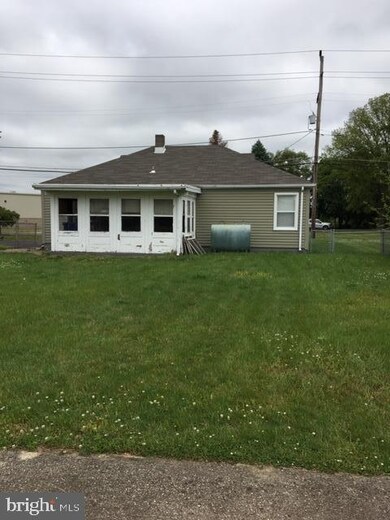 8 Pointville Rd, Pemberton, NJ 08068 - photo 3