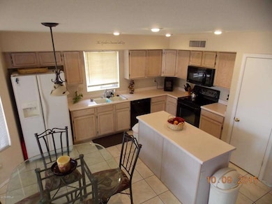 68 S Poplar Way, Chandler, AZ 85226 - photo 2