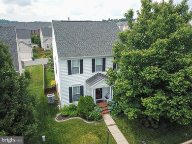 2460 Five Fathom Cir, Woodbridge, VA 22191 - photo 2