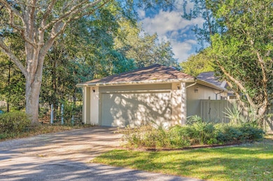 900 Bay Dr unit 62, Niceville, FL 32578 - photo 2