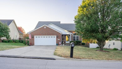 840 Isaac Shelby Cir E, Frankfort, KY 40601 - photo 3