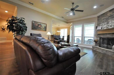 4226 4226 Stonebrook Ln, Tyler, TX 75707 - photo 4