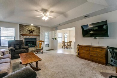 705 Henderson St, Joshua, TX 76058 - photo 4