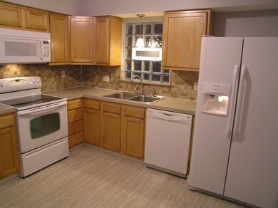 1639 Case Rd, Columbus, OH 43224 - photo 2