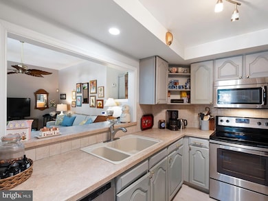 5207 Birch Cir unit 166, Wilmington, DE 19808 - photo 3