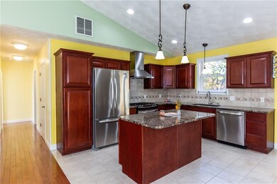 9 Petti Dr, West Warwick, RI 02893 - photo 7