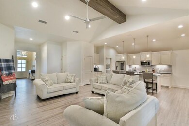 4609 Ebbets Dr, Abilene, TX 79606 - photo 4