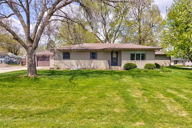 1005 4th St, Sully, IA 50251 - photo 2