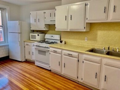 357 Hanover St unit 2, Boston, MA 02113 - photo 3