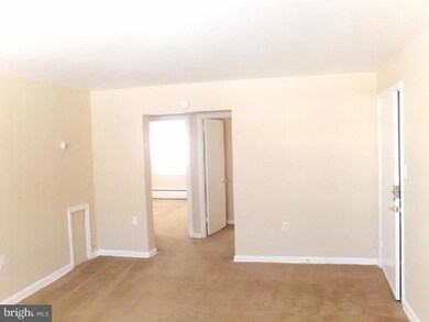 859 Old Lancaster Rd unit 6 A, Bryn Mawr, PA 19010 - photo 3